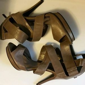Strappy grey high heel sandals 8