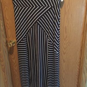 Plus navy stripe maxi skirt