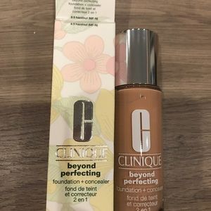 Clinique Beyond Perfecting Foundation + Concealer