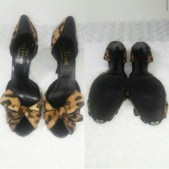 Valentino Authentic Leopard Print Calf Fur Heels - Picture 3 of 8