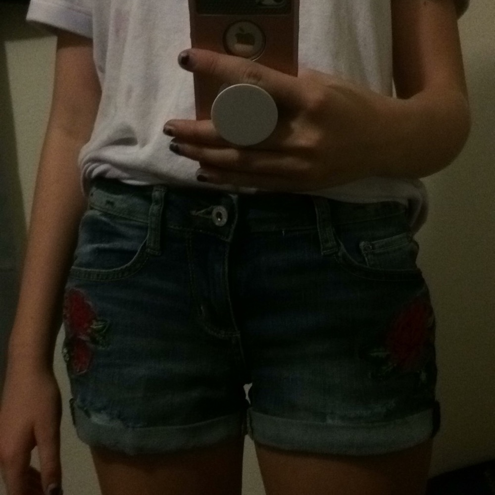 Flower jean shorts