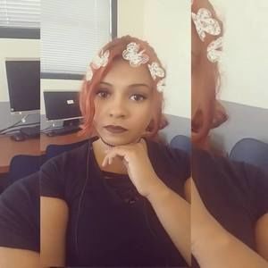 Meet your Posher, Kenia