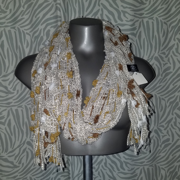 2 Chic Stylish Brown and Tan Scarf - NWT - Picture 2 of 4