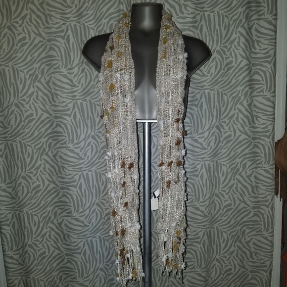 2 Chic Stylish Brown and Tan Scarf - NWT - Picture 3 of 4
