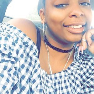 Meet your Posher, Joneisha