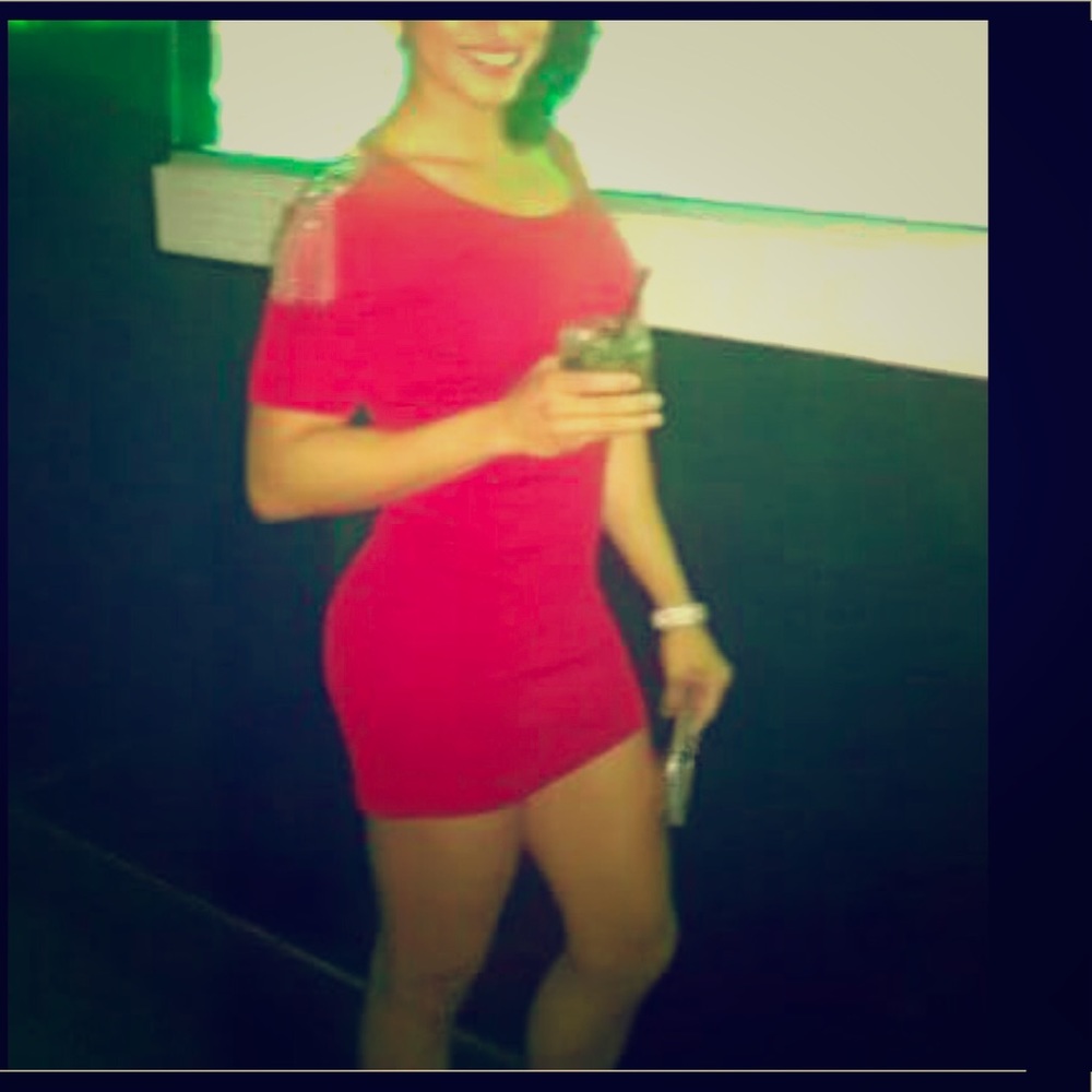 Red dress❤️