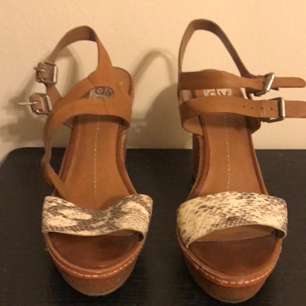 Brown wedges