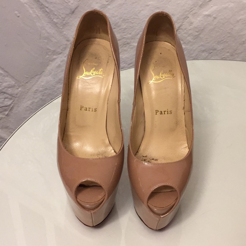 Christian Louboutin highness patent calf nude 37.5