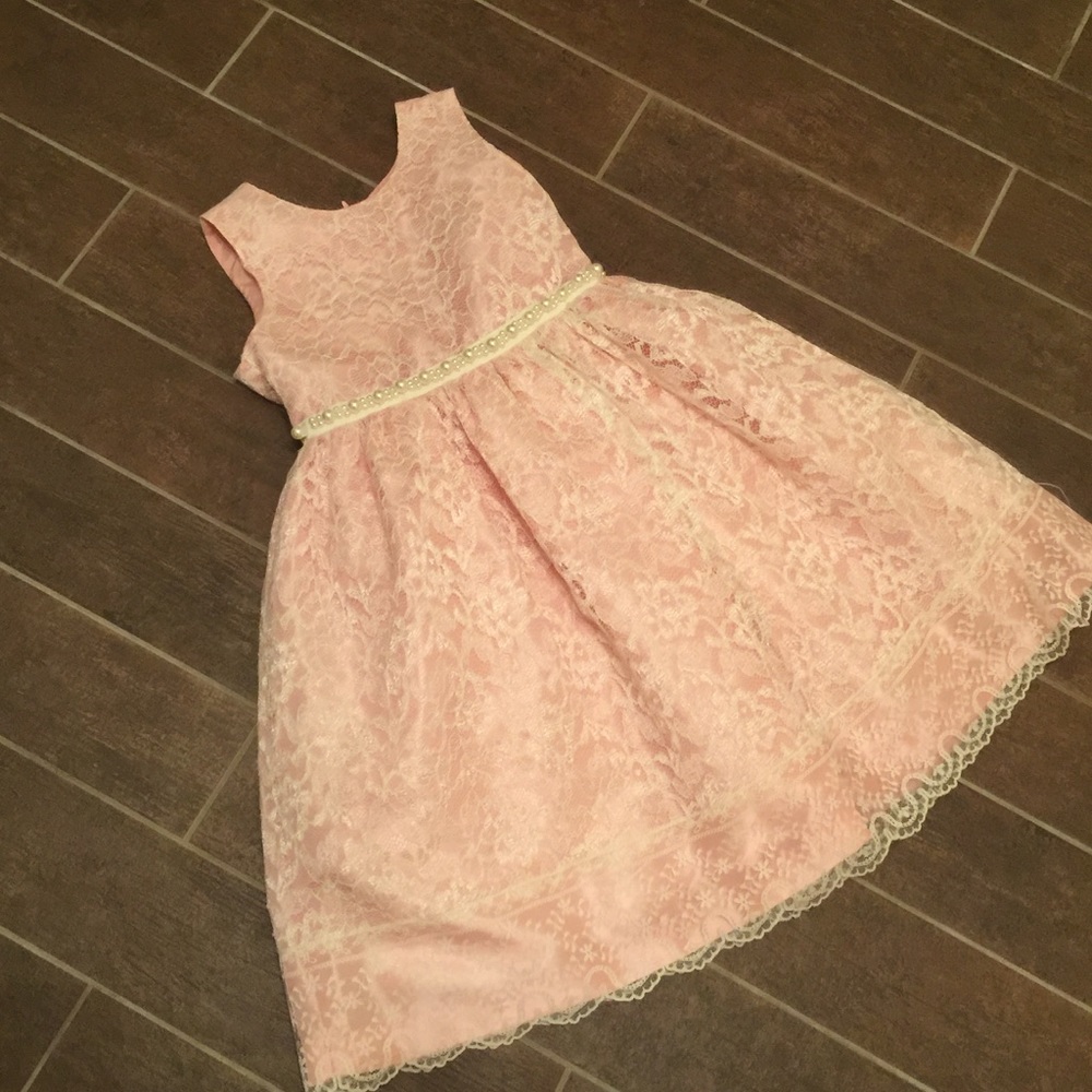 Beautiful like new girls dress