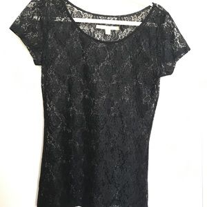 • L C • l a c e • t e e •