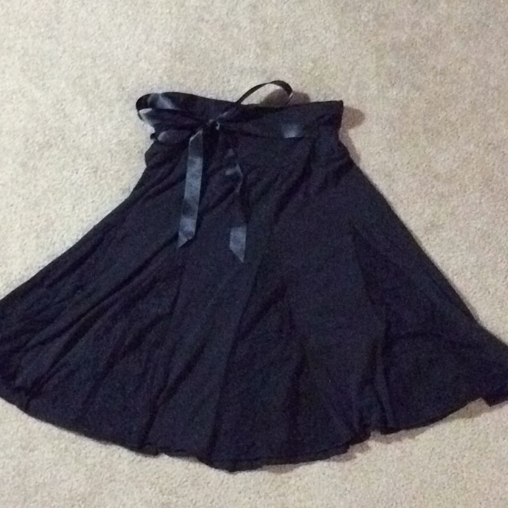 Lacey black skirt