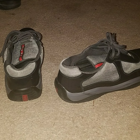 Lightly worn Prada - Picture 6 of 8