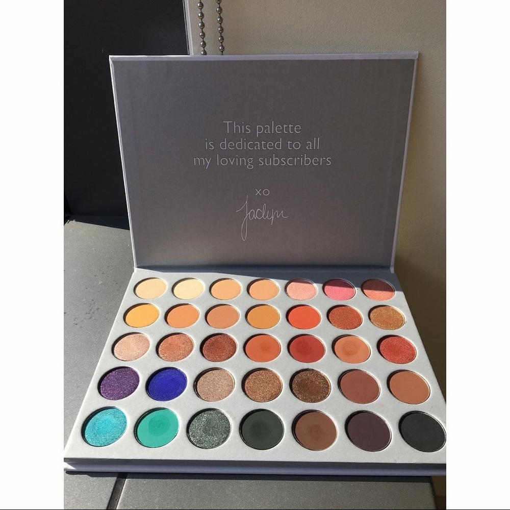 Jaclyn Hill Palette