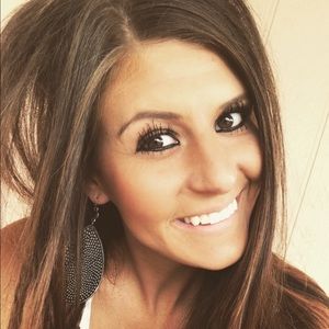 Meet your Posher, Jacie