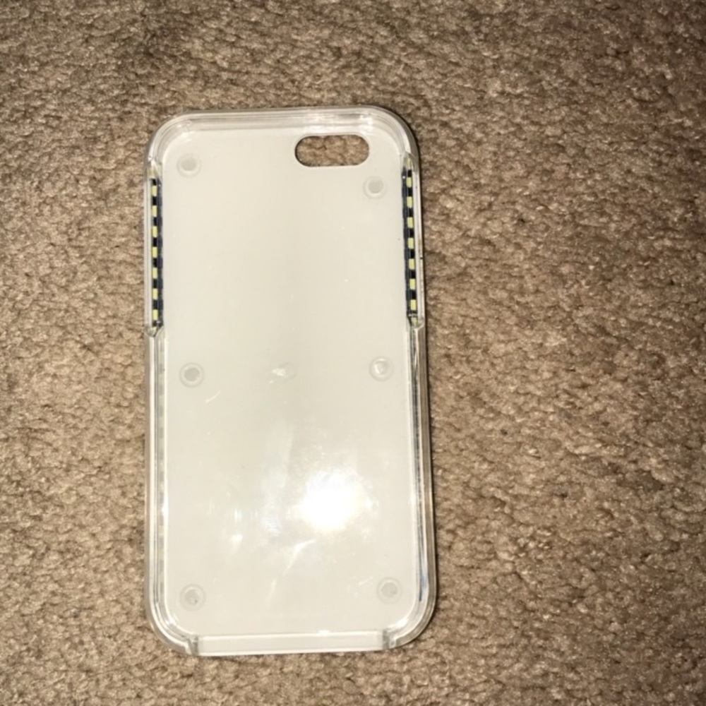 iPhone 6/6s Light up case (selfie light)