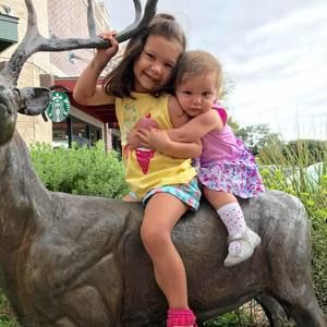 Meet your Posher, Hee