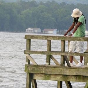 Meet your Posher, Derrick