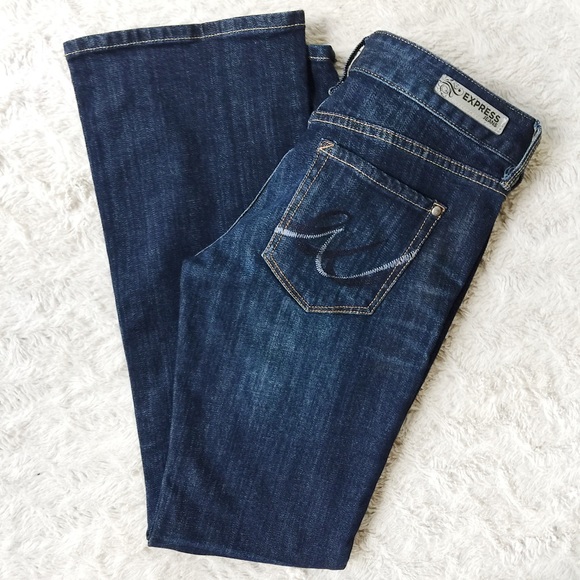 👖Women's Express Low Rise Boot Cut Jeans👖 - Picture 2 of 5