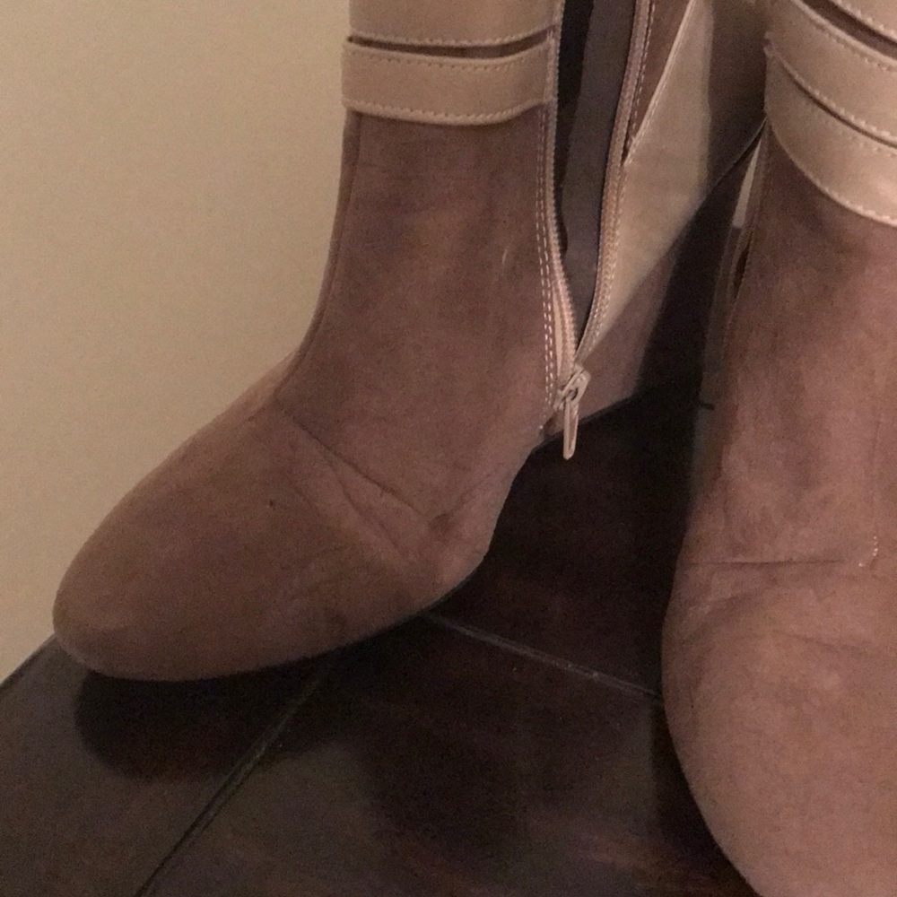 Booties - Picture 3 of 5