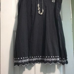 SagHarbor polka dot skirt with flowers 🌺 XL