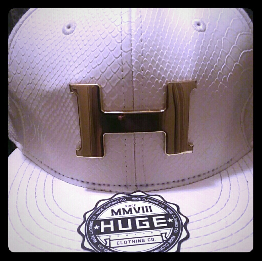Leather Designer Hat White/Gold