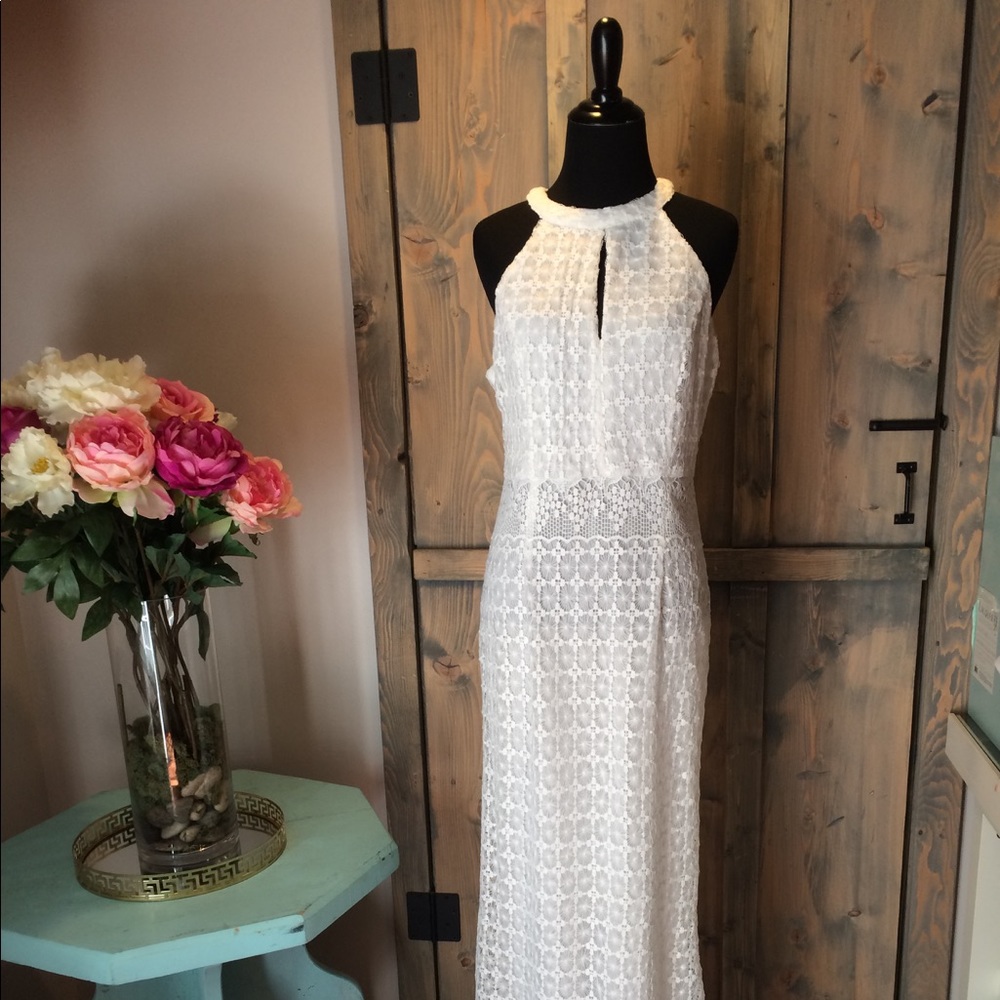 SALE! NWT Long Lace Embroidered Dress