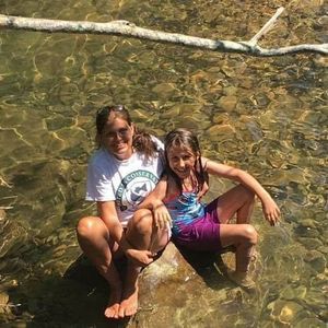 Meet your Posher, Johnie