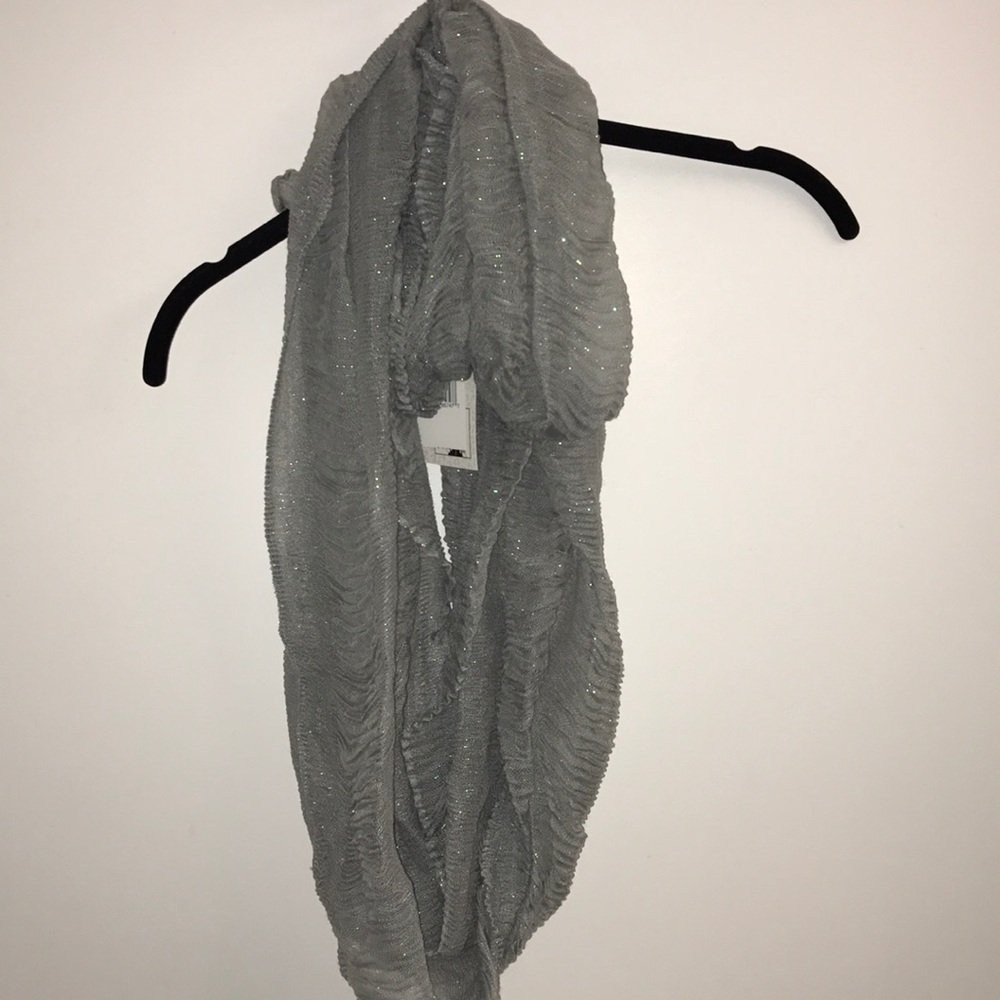 Knit infinity scarf