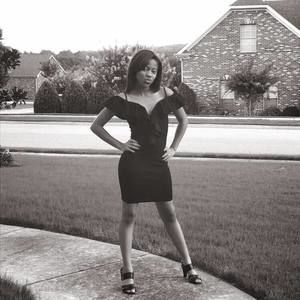 Meet your Posher, Tenaya