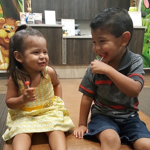 Meet your Posher, Julia - Picture 1 of 1