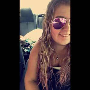 Meet your Posher, Alissa