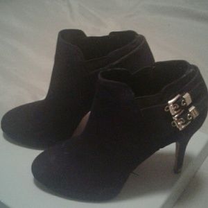 Vince Camuto Booties