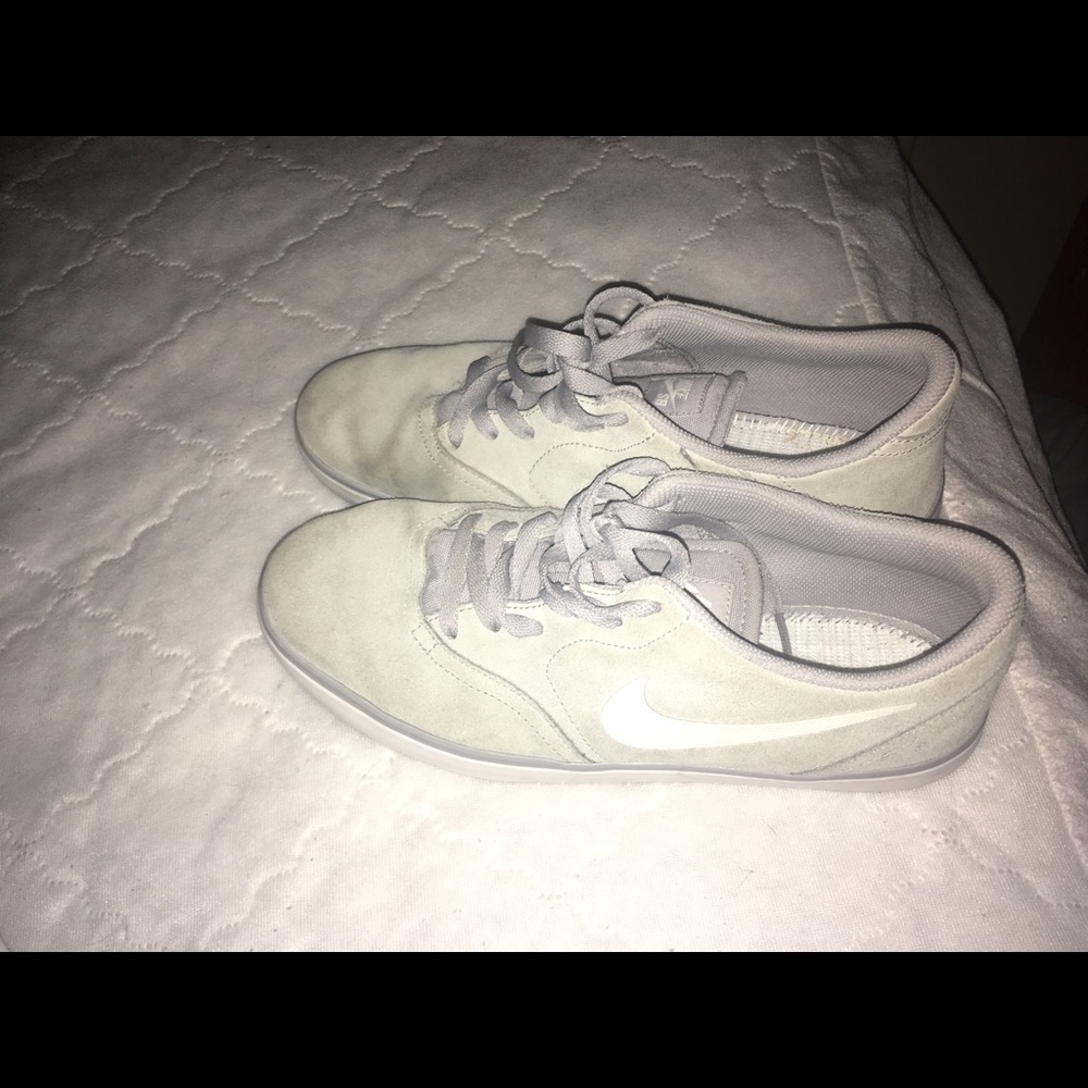 Nike sb low