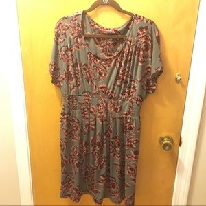 Grey dress with red and coral print szL