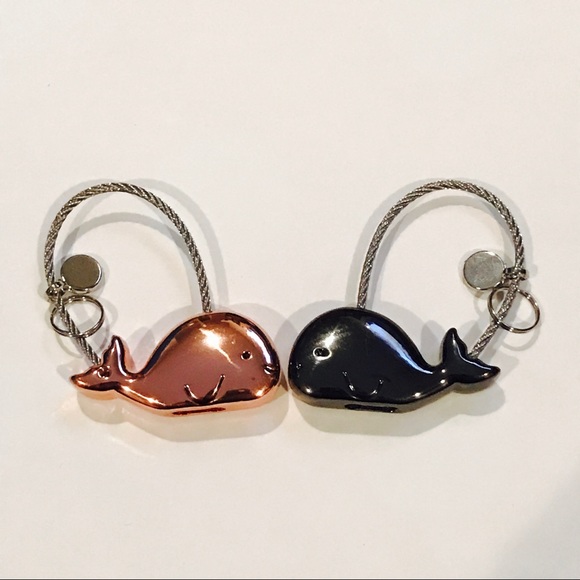 “Whale You Be Mine” Metal Keychain Set - Picture 3 of 6