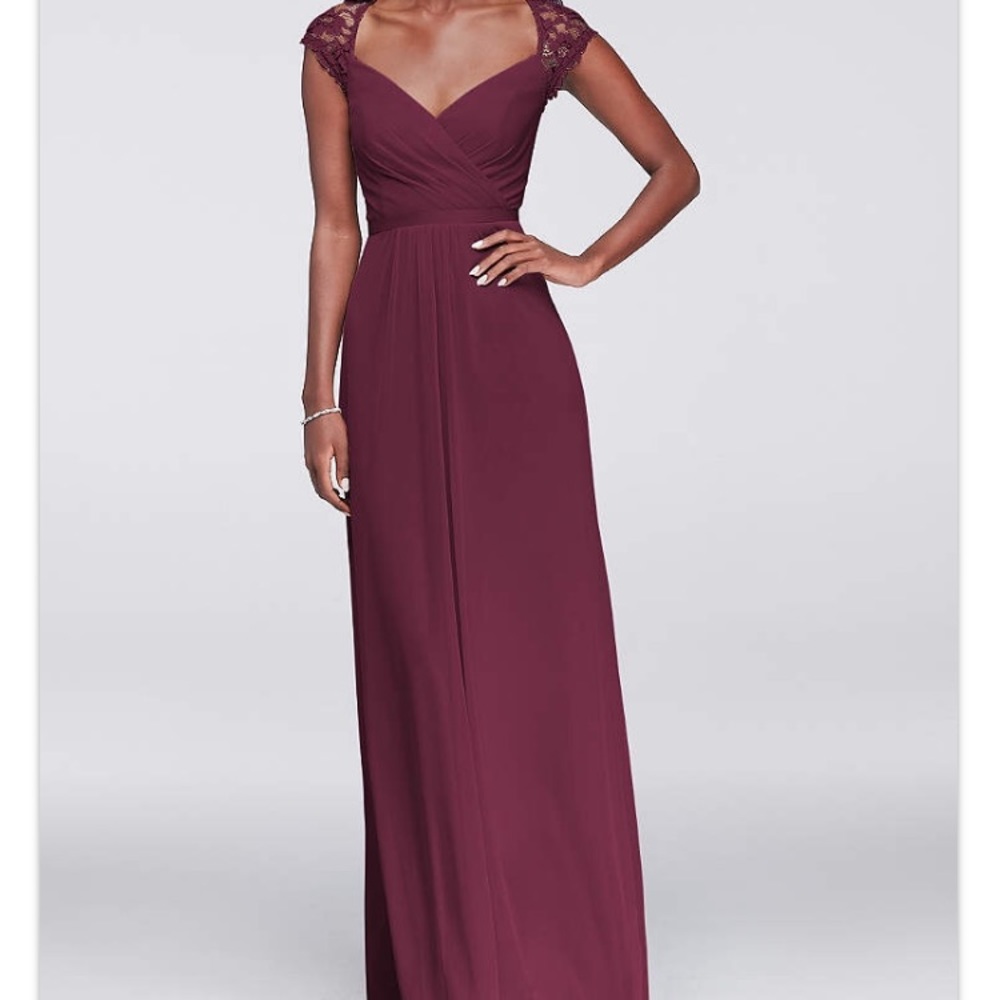 WINE COLORED PROM OR BRIDESMAIDS DRESS♥️💜