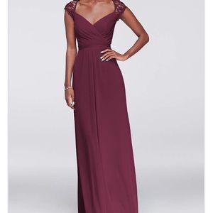 WINE COLORED PROM OR BRIDESMAIDS DRESS♥️💜