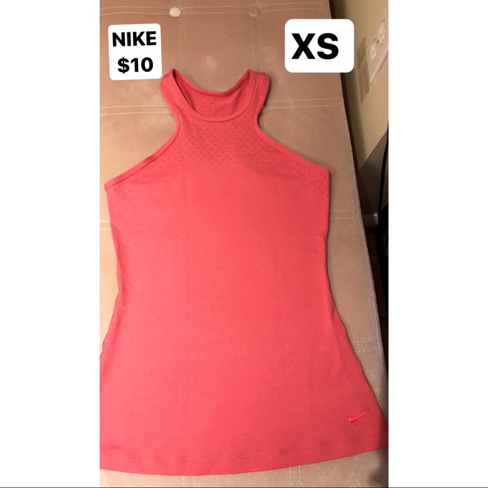Nike work out top