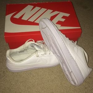 NOT FOR SALE Nike court Royale premium leather