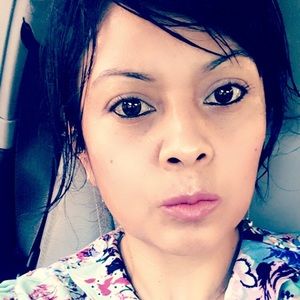 Meet your Posher, Veronica