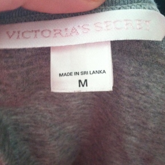 Victoria Secret Pajama sleep shirt - Picture 4 of 4