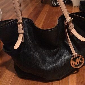 Michael Kors Jet Set Tote