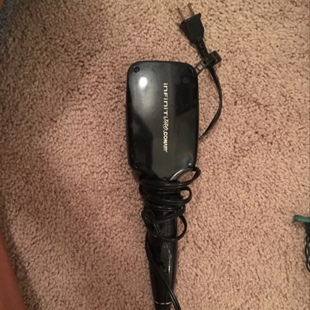 Infiniti-pro Conair hairbrush straightener
