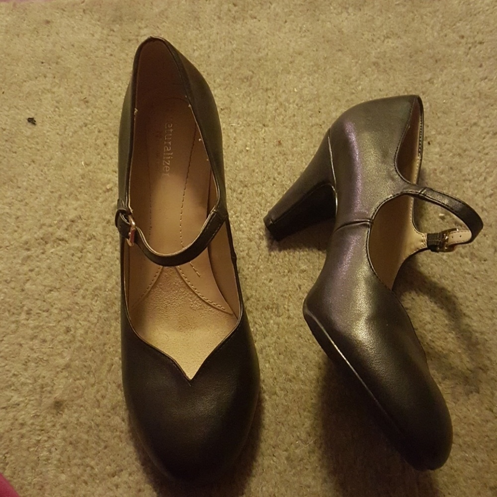 Cute Mary Janes sz 8.5 never worn