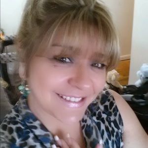 Meet your Posher, Jackeline