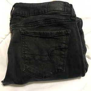 lightly worn American Eagle Jeans