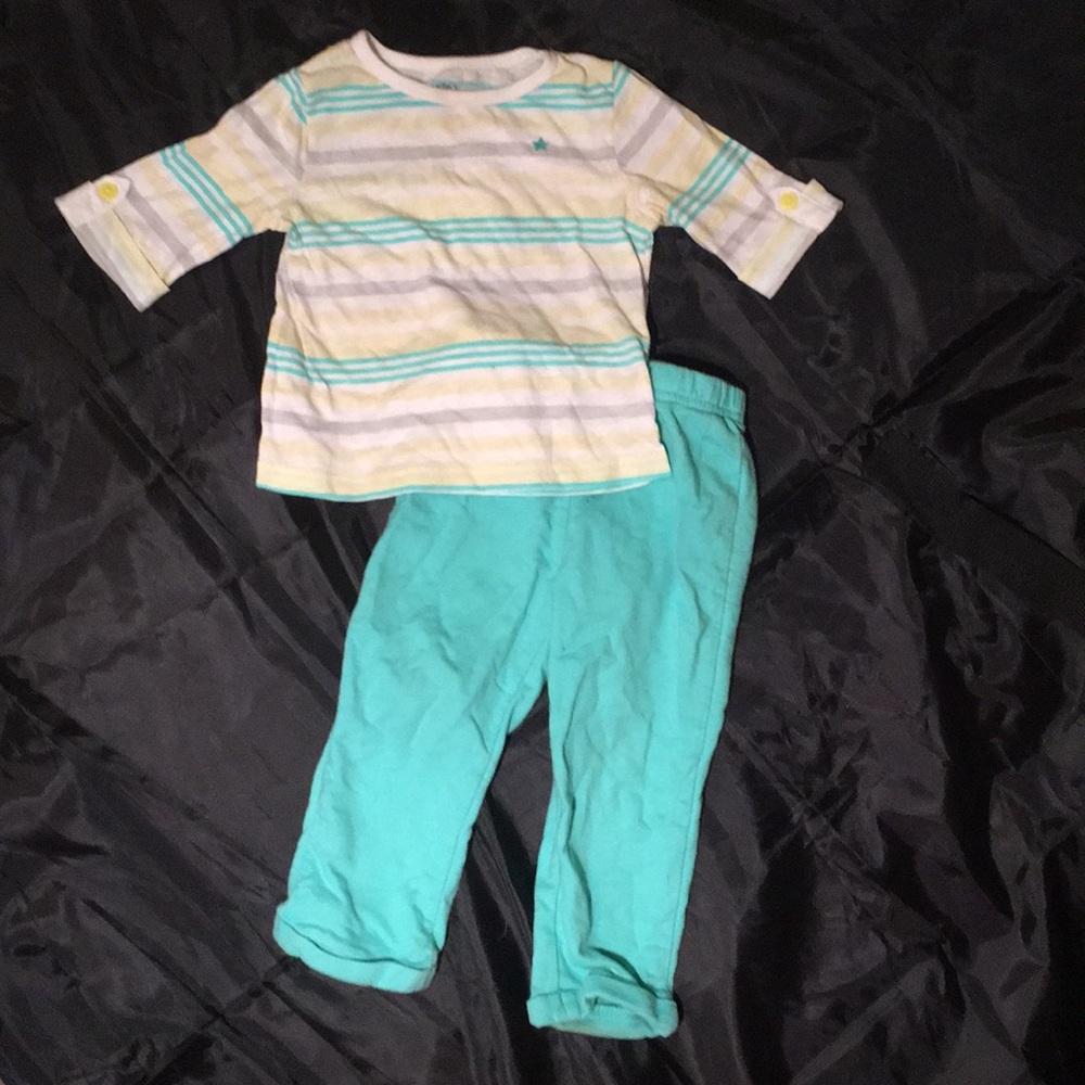 Carter's 24 month outfit 3/4 length sleeves pants