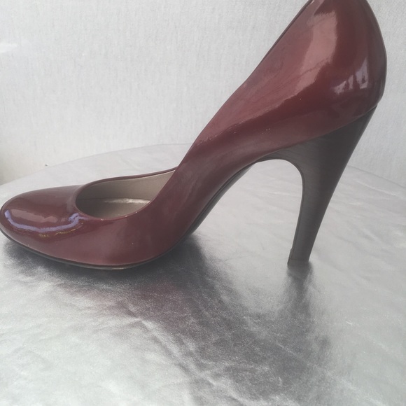 Salvatore Ferragamo shoes size 9.5 - Picture 3 of 6