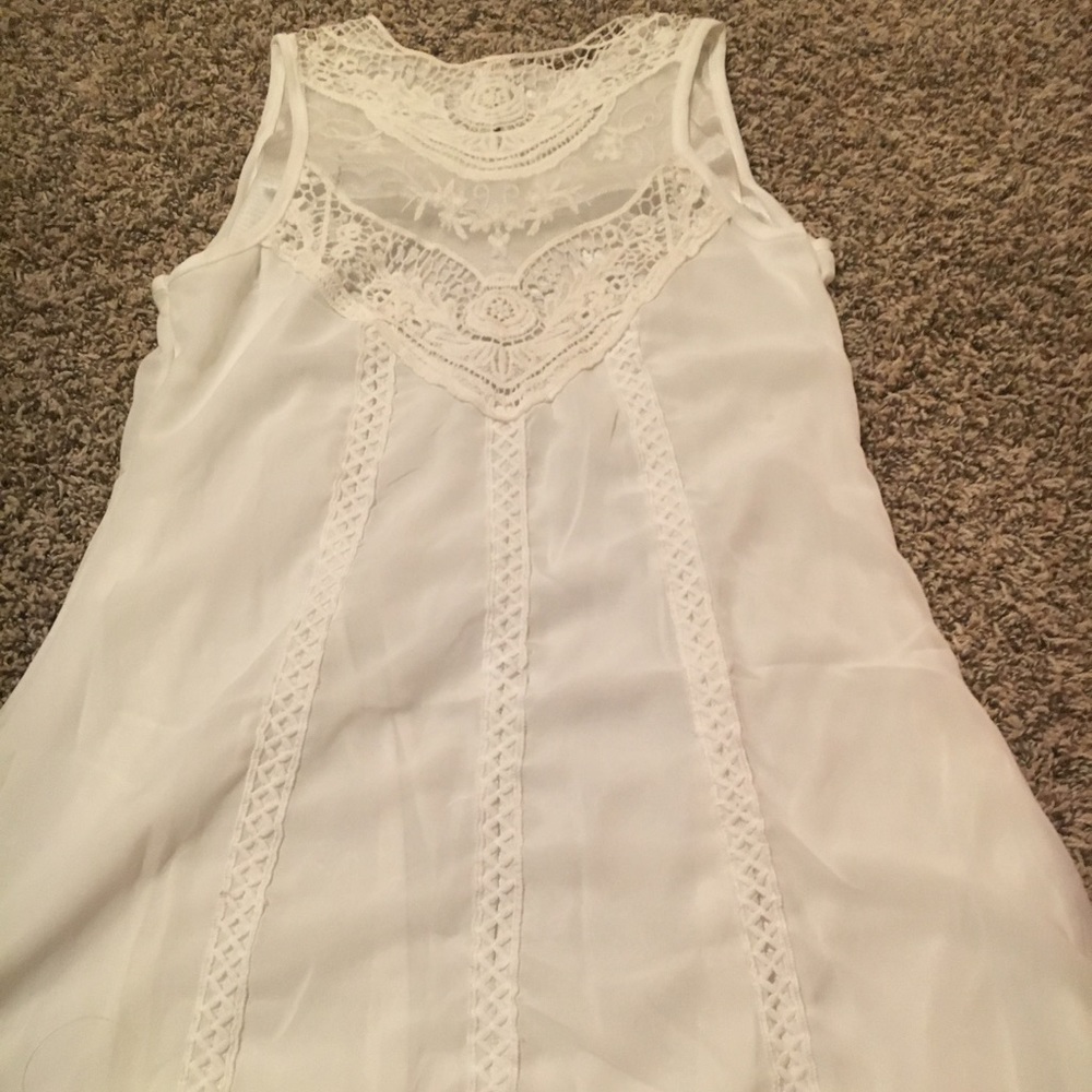 White lace dress