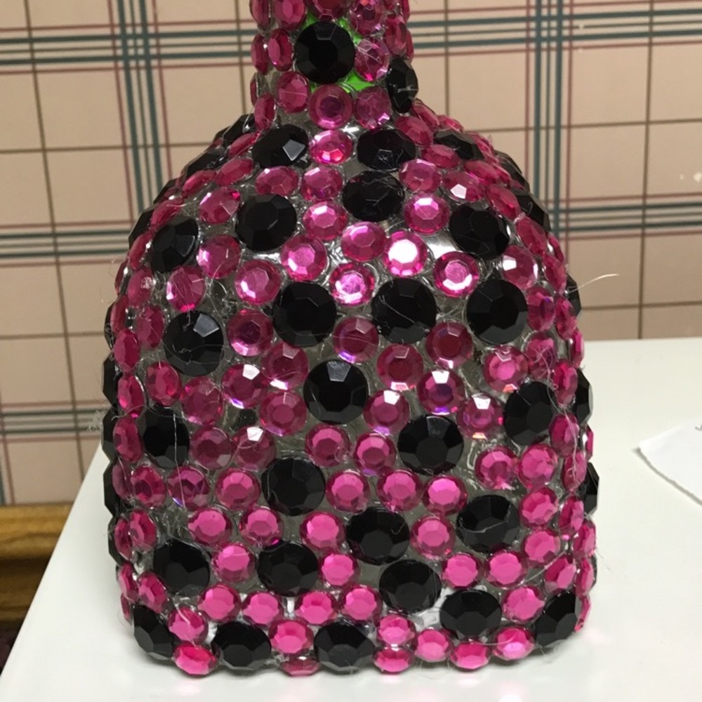 Soap Dispenser - Picture 2 of 5